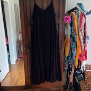 Elegant Black Maxi Dress
